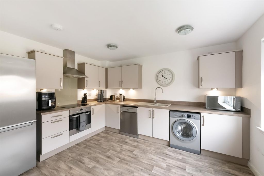 Additional image 3 of 3 bed detached house for sale39 Berryfield Crescent, Alva FK12
