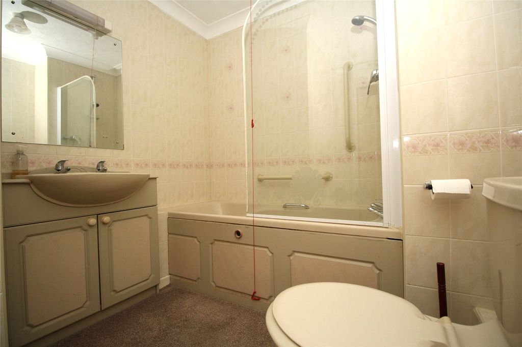 Additional image 9 of 1 bed flat for saleAckender Road, Alton, Hampshire GU34