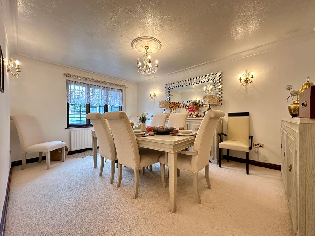 Additional image 10 of 5 bed detached house for saleNoak Hill Road, Billericay CM12