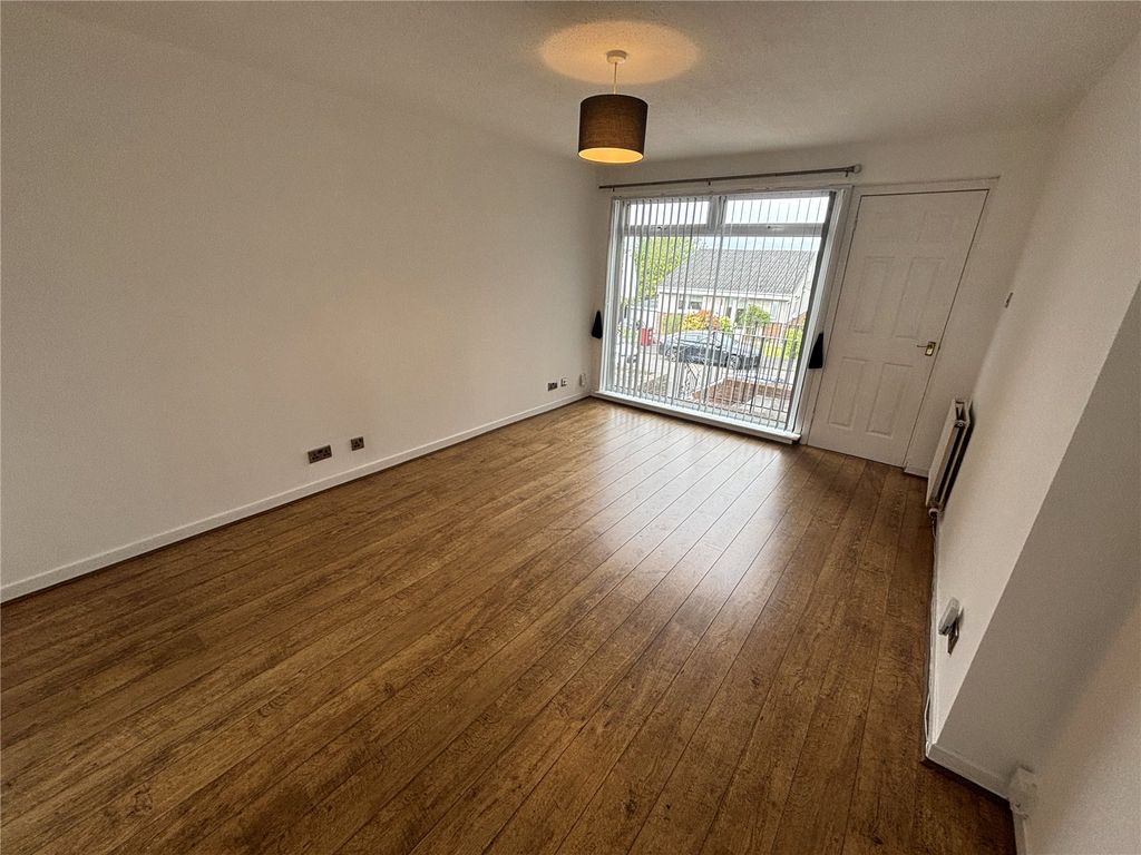 Additional image 7 of 2 bed flat for saleTolsta Crescent, Polmont, Falkirk, Stirlingshire FK2