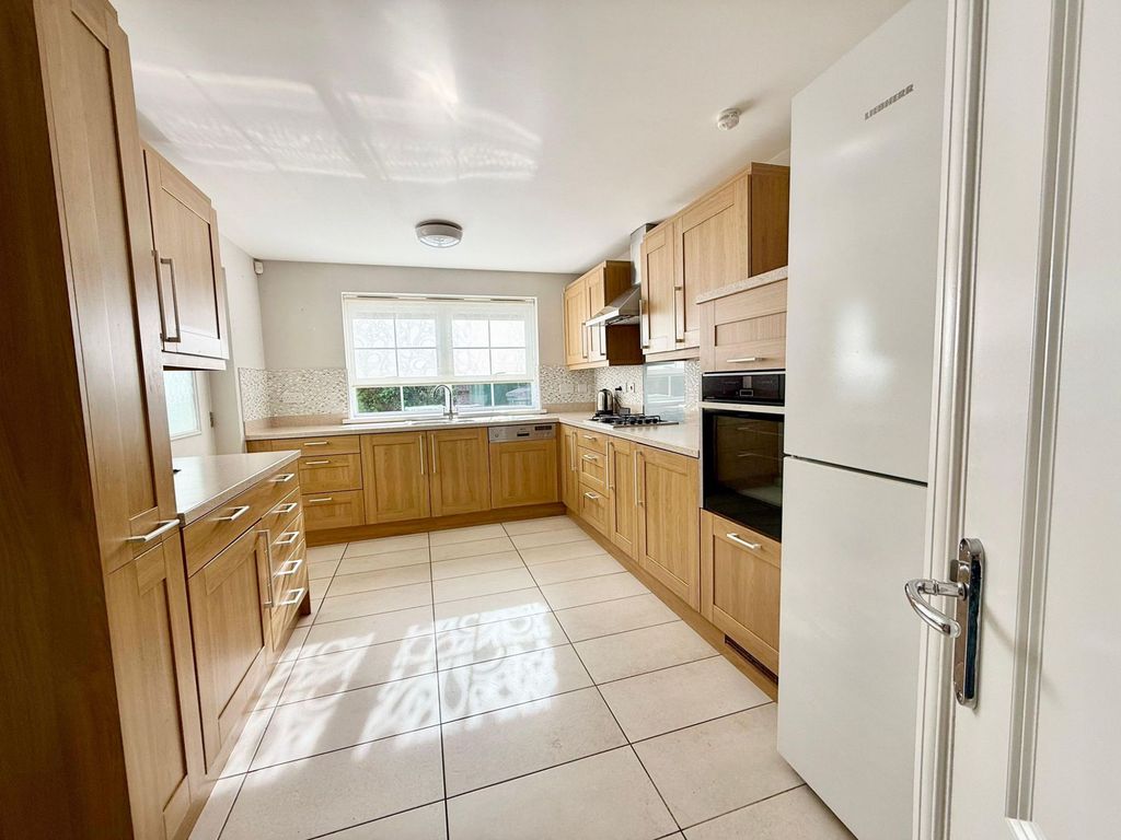 Additional image 13 of 4 bed detached house for saleJohn Jobbins Way, Penygarn, Pontypool NP4