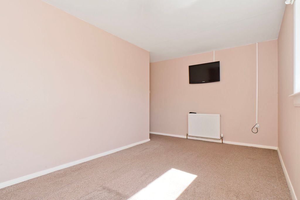Additional image 7 of 2 bed flat for sale118 Moubray Grove, South Queensferry, Edinburgh EH30