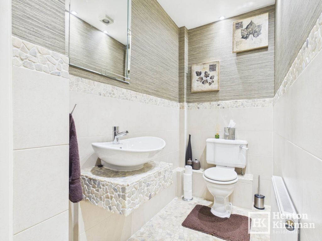 Additional image 23 of 5 bed detached house for saleNoak Hill Road, Billericay CM12