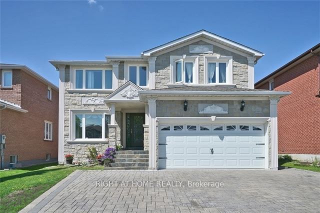 358 Valleymede Drive, Richmond Hill, ON, L4B 3E8