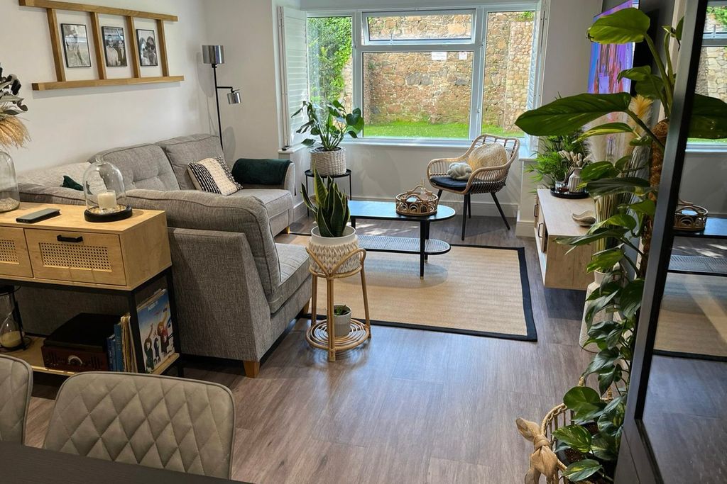 Additional image 3 of 3 bed flat for saleMarett Road, St Helier JE2