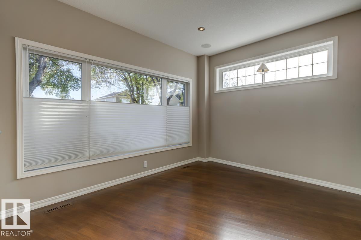 Additional image 6 of 11122 52 Street NW, Edmonton, AB, T5W3B7