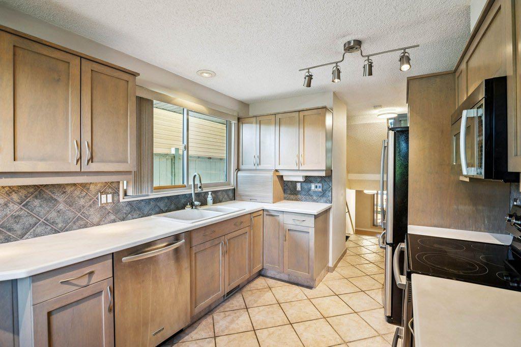 Additional image 6 of 153 Mckinnon Crescent NE, Calgary, AB, T2E7B6