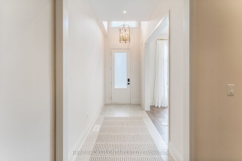 Additional image 8 of 9 Vern Robertson Gate, Uxbridge, ON, L9P 0R9