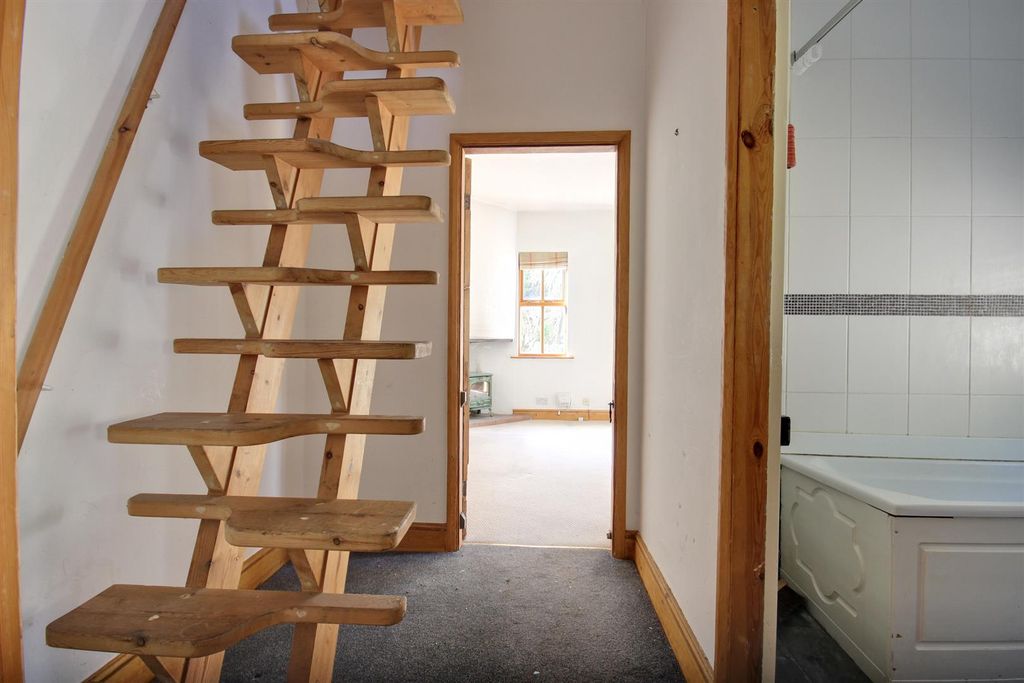 Additional image 9 of 2 bed flat for saleNew Walk, Beverley HU17
