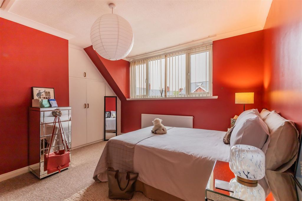 Additional image 9 of 3 bed property for saleBirchfield Crescent, Victoria Park, Cardiff CF5
