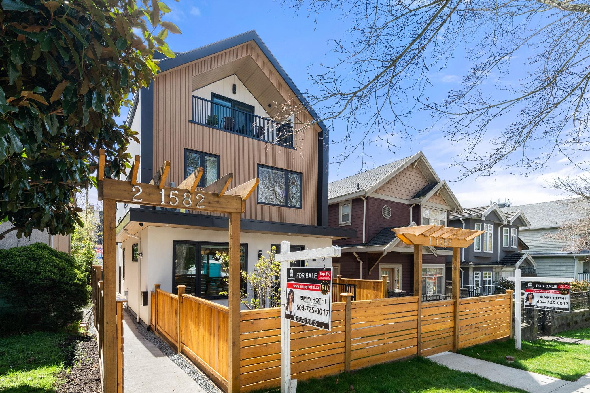 Additional image 2 of 2-1582 2nd Avenue E, Vancouver, BC, V5N 1C7