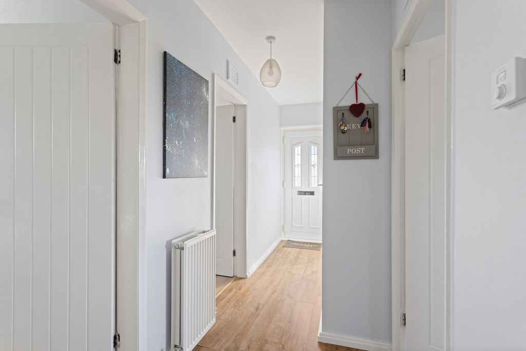 Additional image 15 of 2 bed flat for sale50 Cairns Drive, Balerno, Edinburgh EH14