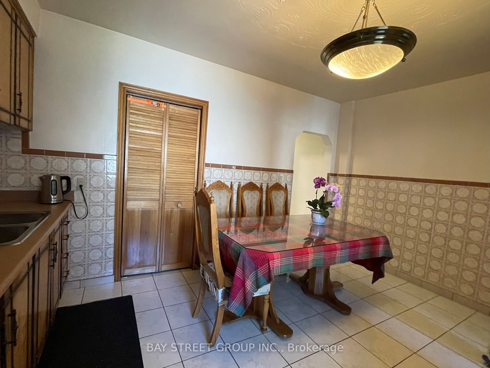 Additional image 4 of 543 Crawford Street, Toronto, ON, M6G 3J9