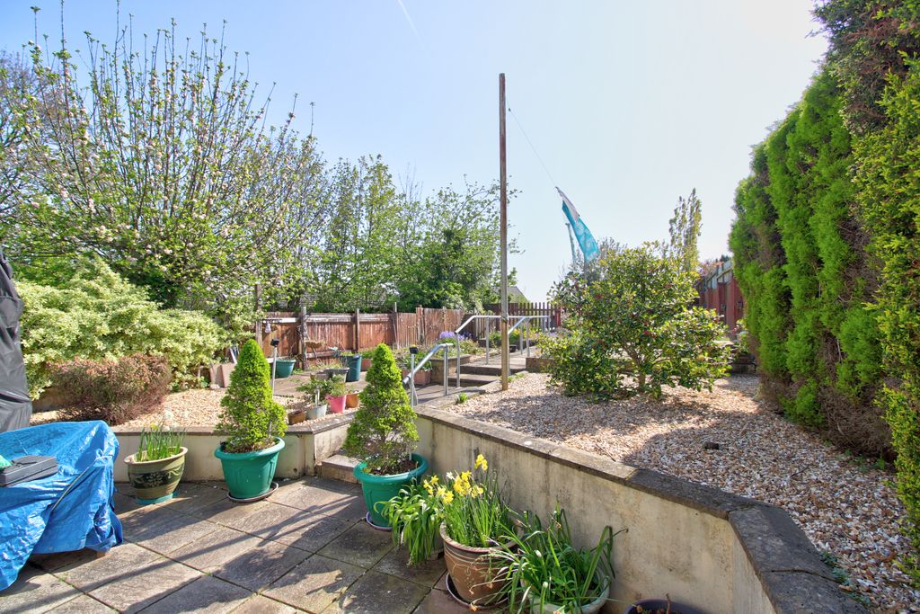 Additional image 5 of 4 bed semi-detached house for saleMalpas Road, Newport NP20