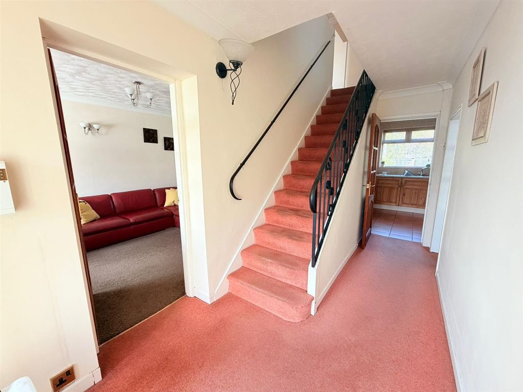 Additional image 11 of 5 bed detached house for saleWinchester Avenue, Ashton-Under-Lyne OL6