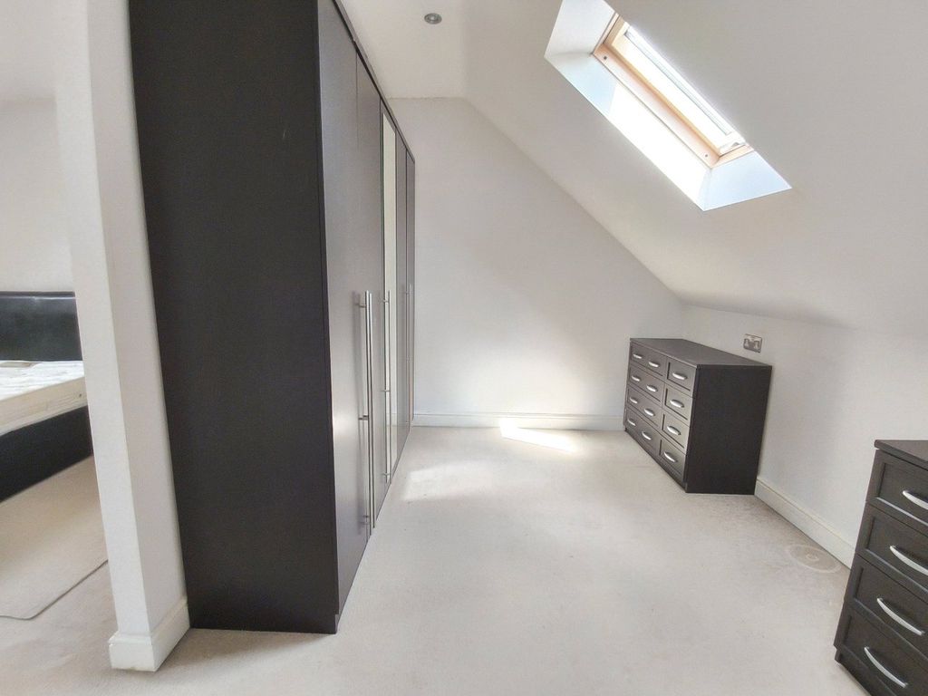 Additional image 12 of 2 bed flat for saleRavenswood Gardens, Stonydelph Lane, Wilnecote, Tamworth B77