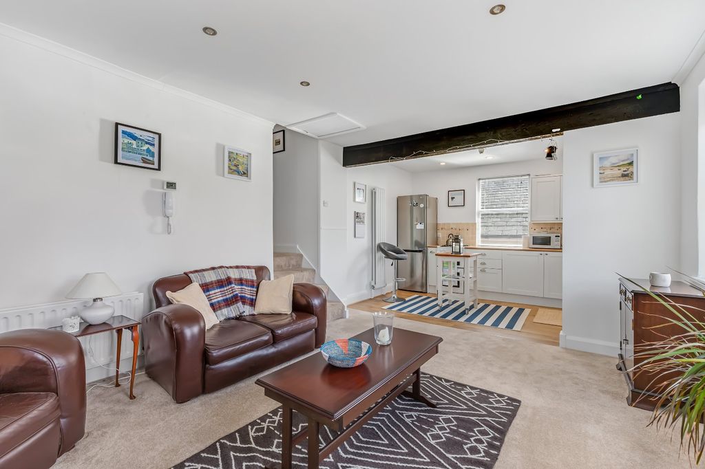 Additional image 5 of 2 bed flat for saleIngs Lane, Bradley, Keighley, North Yorkshire BD20