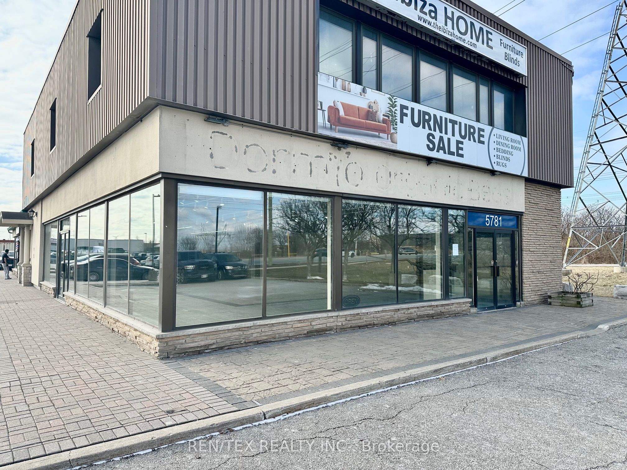 Main Floor-5781 Highway 7 N/a W, Vaughan, ON, L4L 1T7