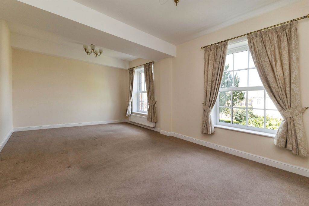 2 bed flat for saleRoman Road, Middlesbrough TS5 photo 3