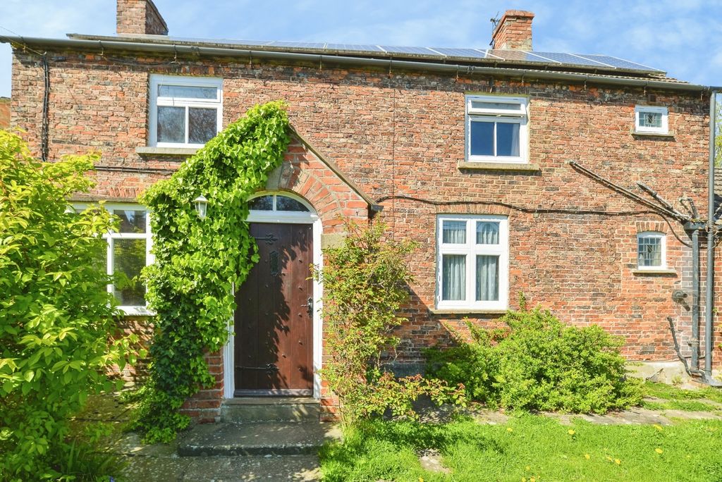 3 bed detached house for saleChurch Wind, Bedale, North Yorkshire DL8