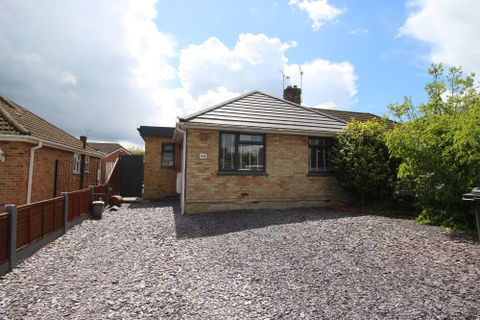 Chapel Road, West End SO30