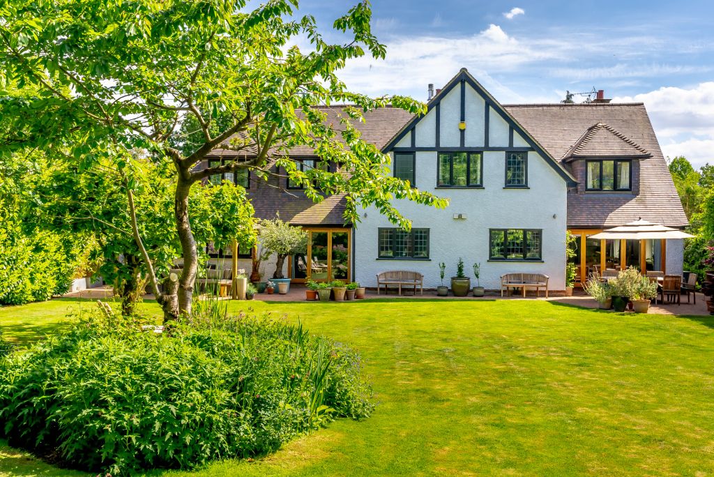 Additional image 17 of 6 bed detached house for saleBois Avenue, Chesham Bois, Amersham HP6