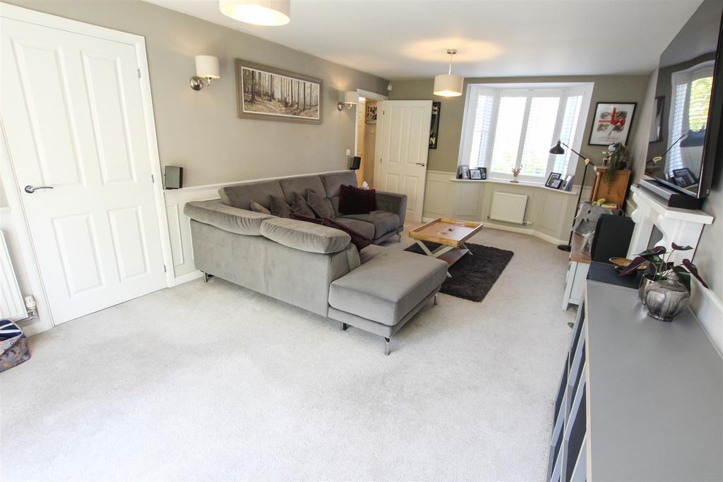 Additional image 7 of 4 bed detached house for saleButtermere Crescent, Lakeside, Doncaster DN4