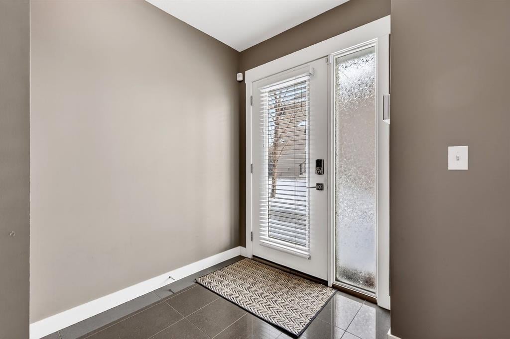 Additional image 4 of 43-111 Rainbow Falls Gate, Chestermere, AB, T1X 0Z5