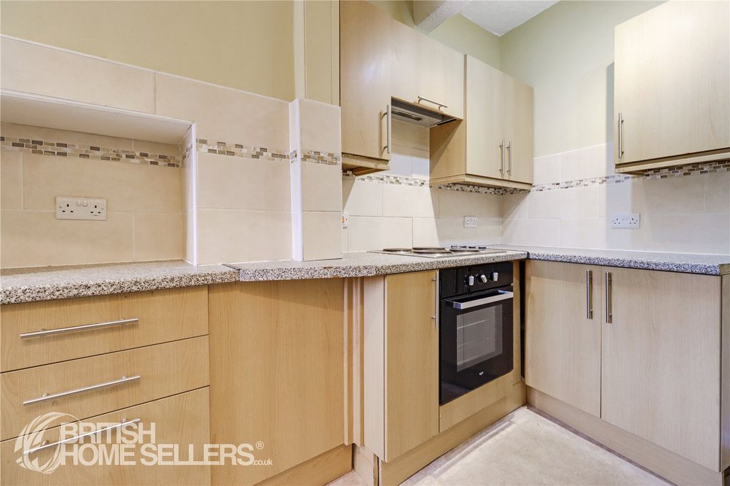 Additional image 4 of 2 bed flat for saleLeg Street, Oswestry, Shropshire SY11