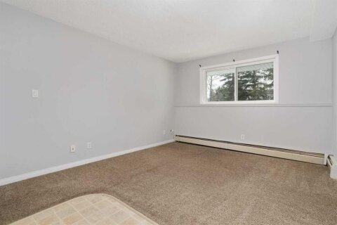 Additional image 8 of 102-5418 52 Street, Camrose, AB, T4V 4A6