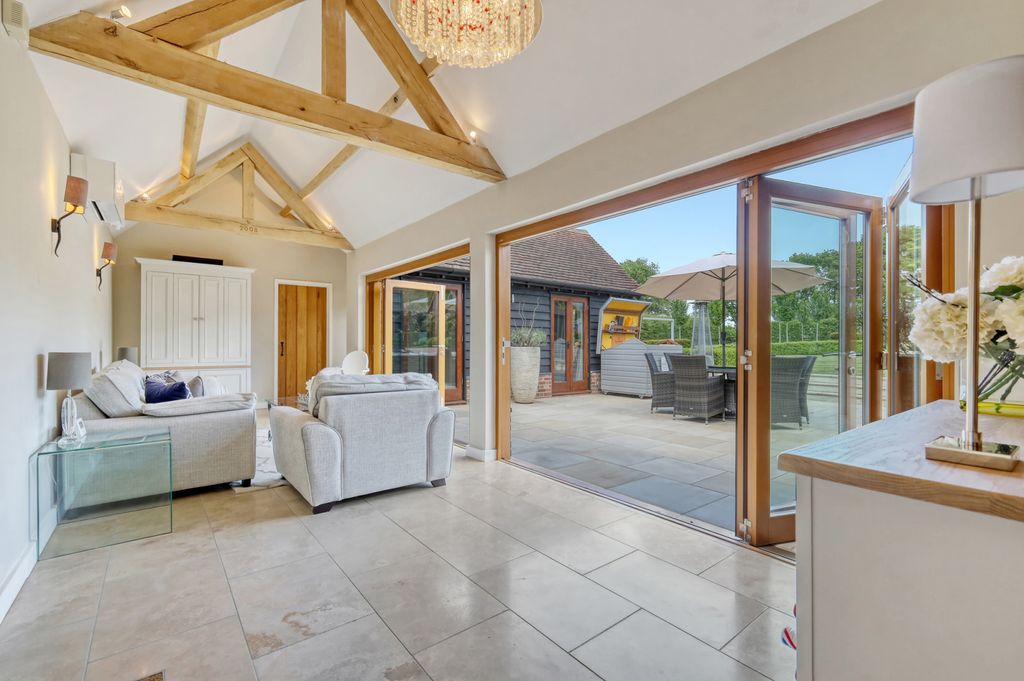 Additional image 10 of 4 bed detached house for saleCoxes Farm Road, Billericay CM11