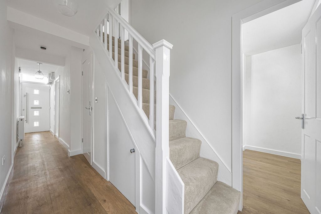 Additional image 4 of 4 bed end terrace house for saleAbingdon Road, Drayton OX14