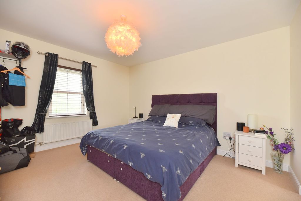 Additional image 18 of 5 bed detached house for saleDevon Drive, Biggleswade SG18