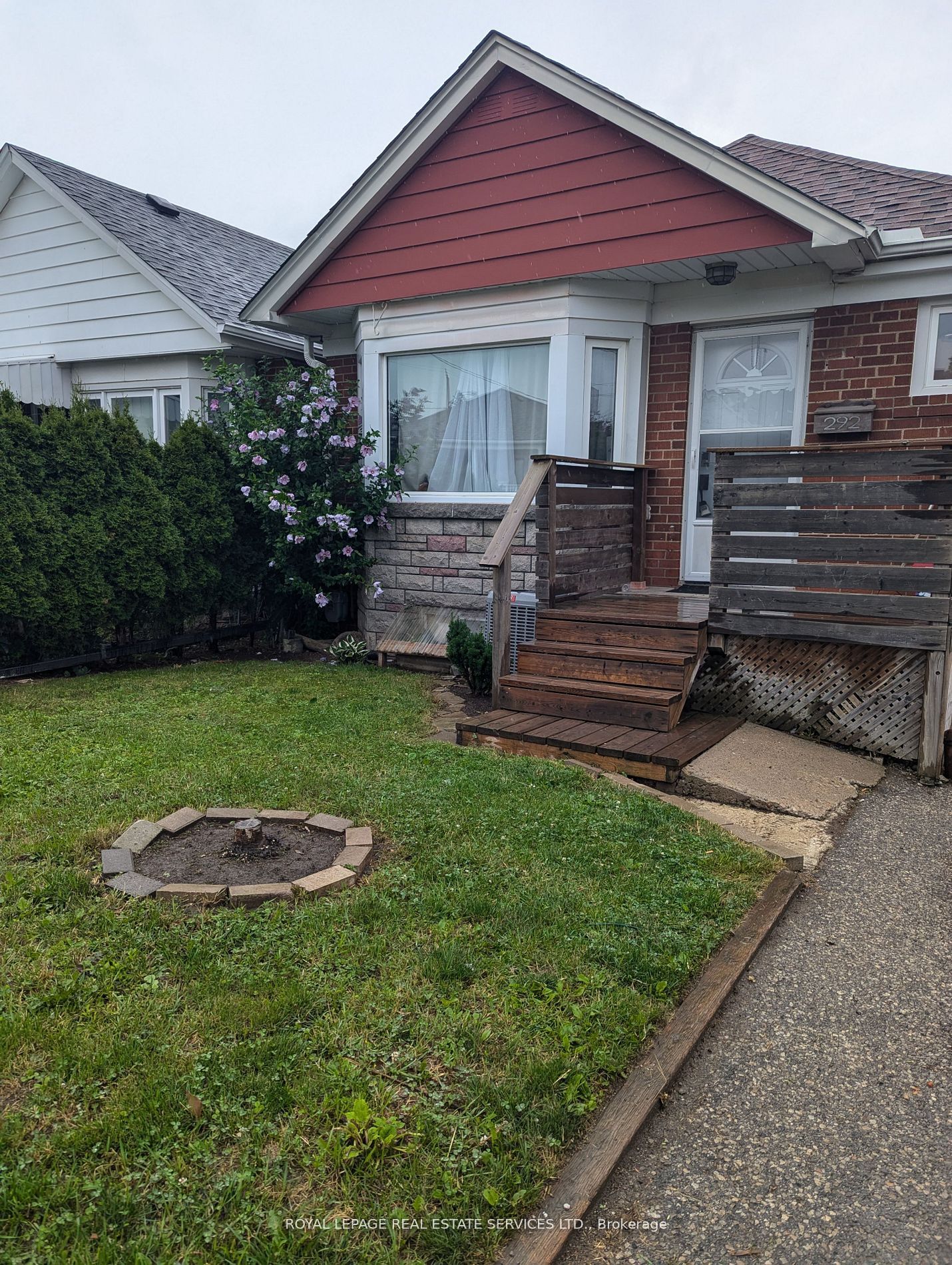 Main Floor-292 Scott Road, Toronto, ON, M6M 3V4