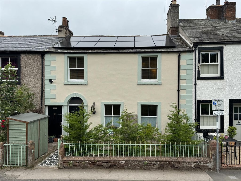 4 bed terraced house for saleChapel Street, Appleby-In-Westmorland CA16