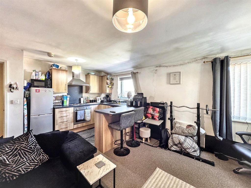 Additional image 6 of 2 bed flat for salePottery Terrace, Newport NP20