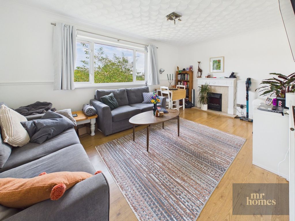Additional image 8 of 3 bed flat for saleBeechley Drive, Fairwater, Cardiff CF5