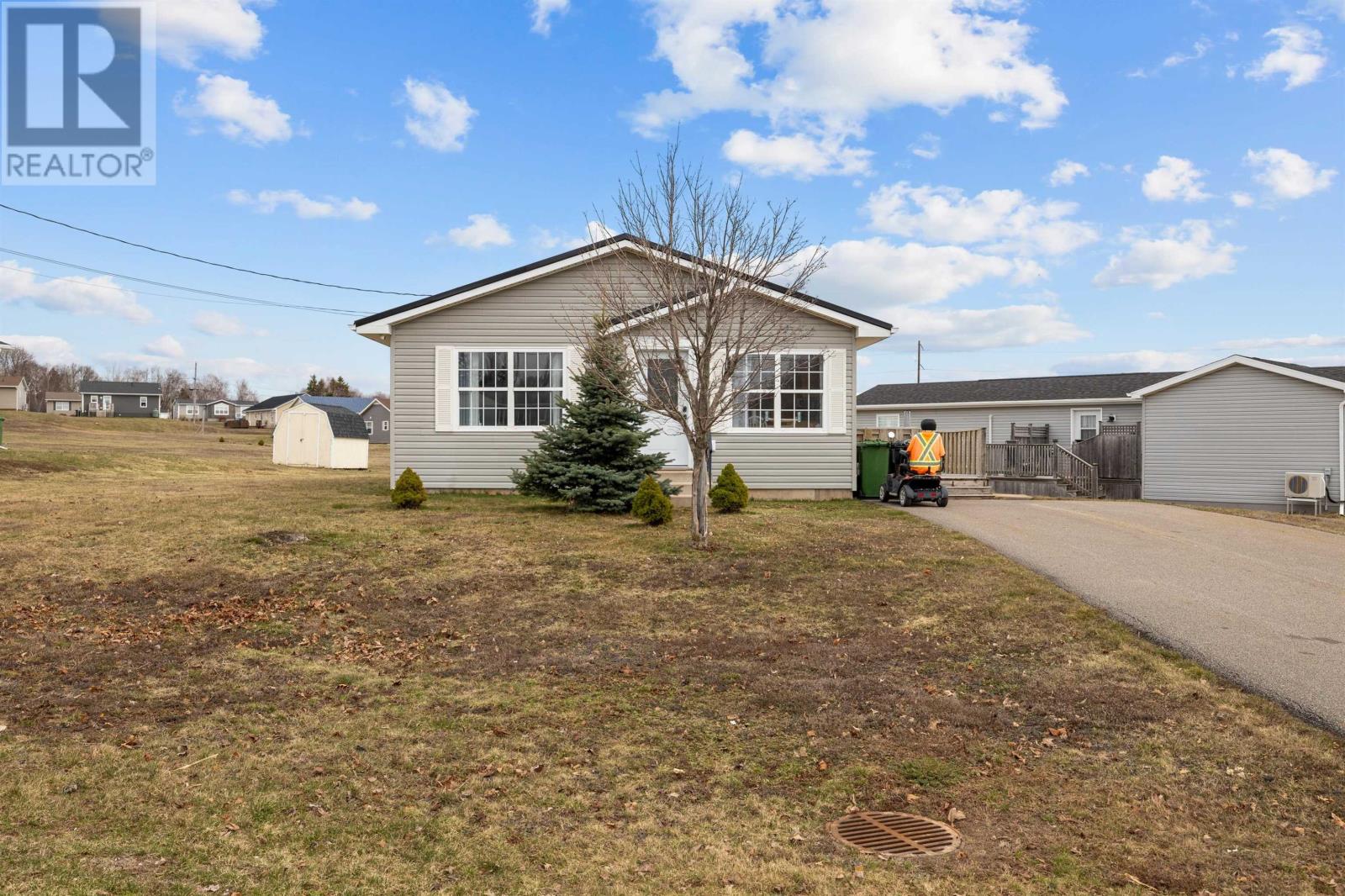 14 DEEP RIVER Drive