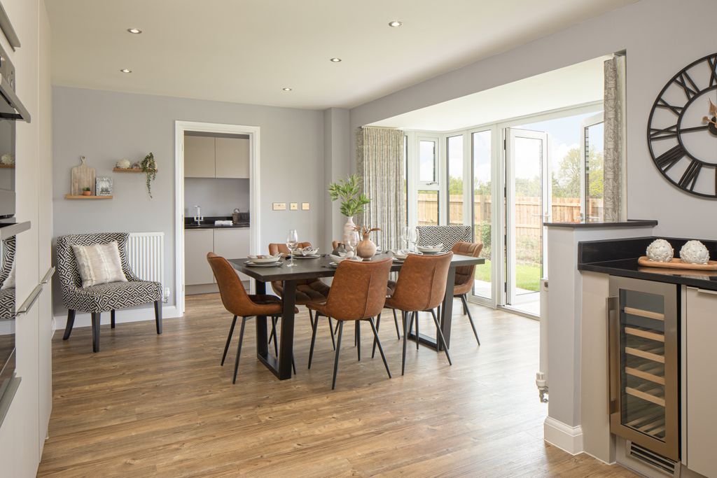 Additional image 4 of 4 bed detached house for sale"Fairburn" at Southend Road, Billericay CM11