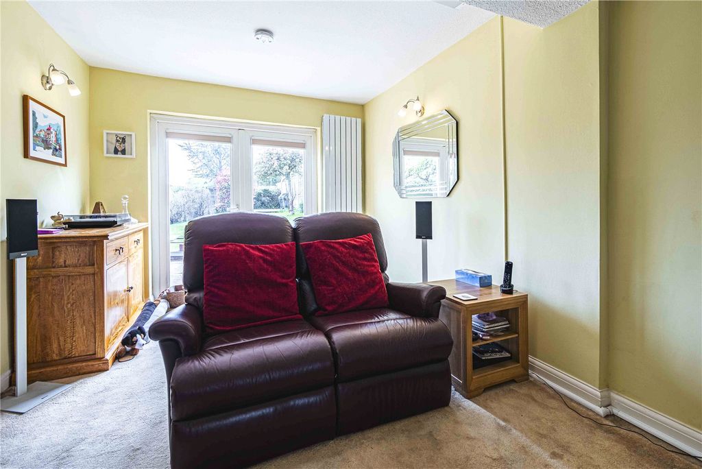 Additional image 11 of 4 bed detached house for saleDarrs Lane, Northchurch, Berkhamsted, Hertfordshire HP4