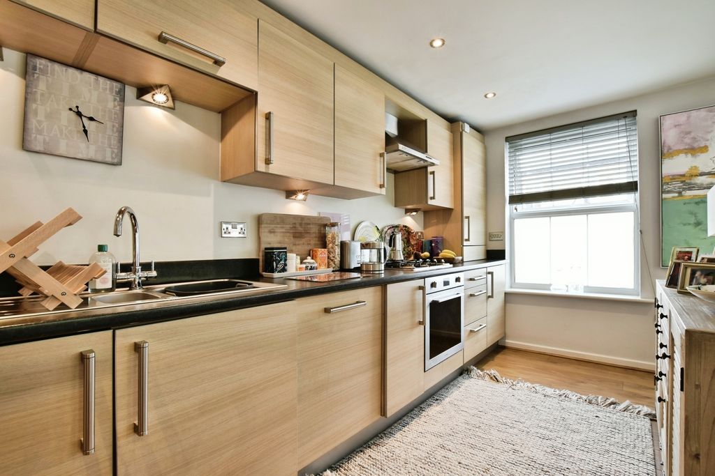 Additional image 15 of 2 bed flat for saleGeorge Street, Alderley Edge, Cheshire SK9