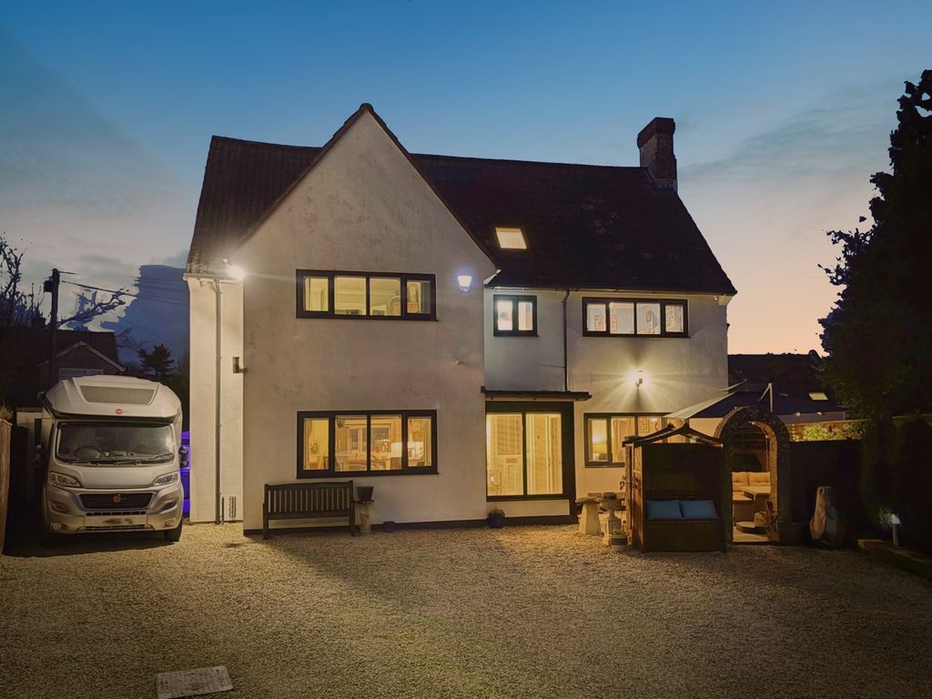 Additional image 42 of 6 bed detached house for saleSwallowcliffe Gardens, Yeovil BA20