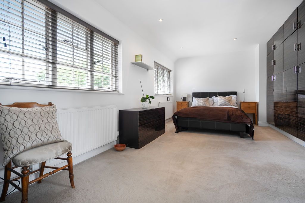 Additional image 29 of 4 bed detached house for saleNew Road, Windlesham GU20