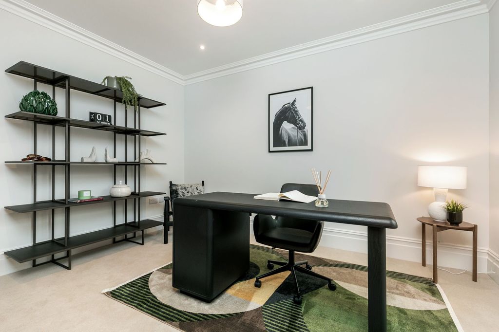 Additional image 8 of 5 bed detached house for saleOld Hillside Road, Winchester SO22