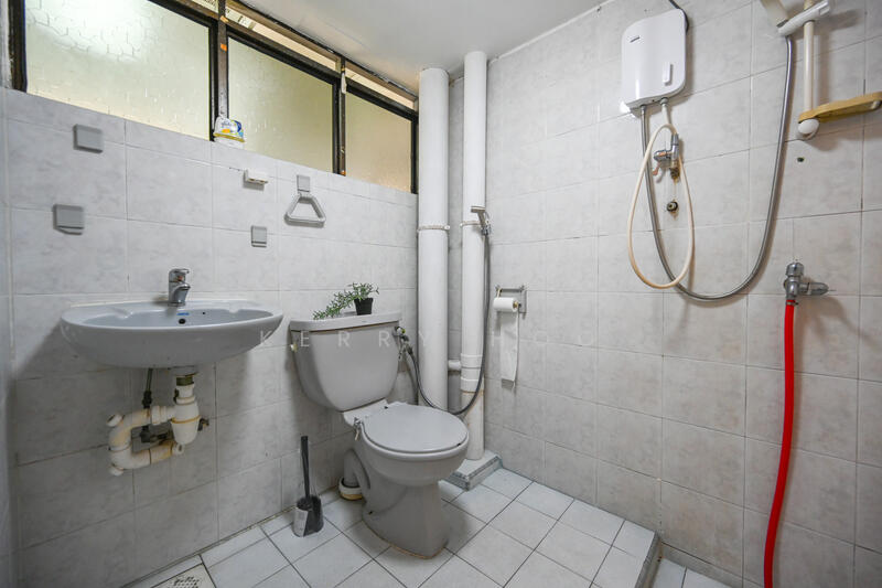 Additional image 13 of 117 Jurong East Street 13