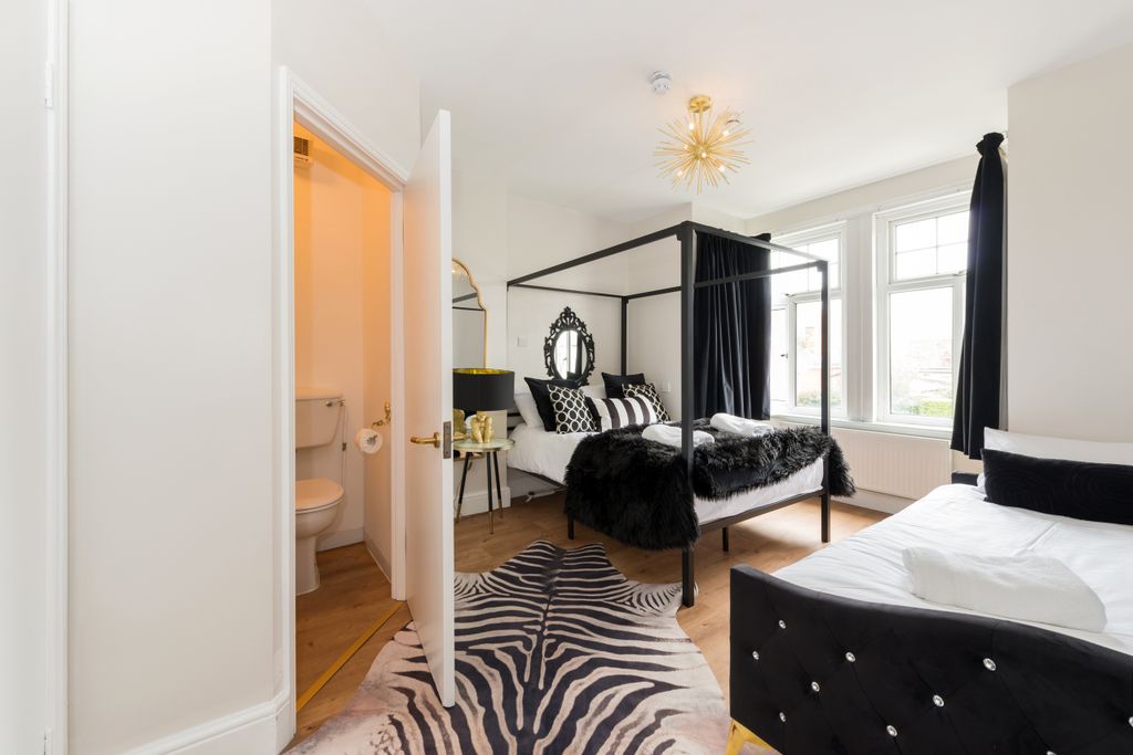 Additional image 18 of 7 bed detached house for saleThe Old Doctors Manor House, 59 Northwood Road, Whitstable CT5