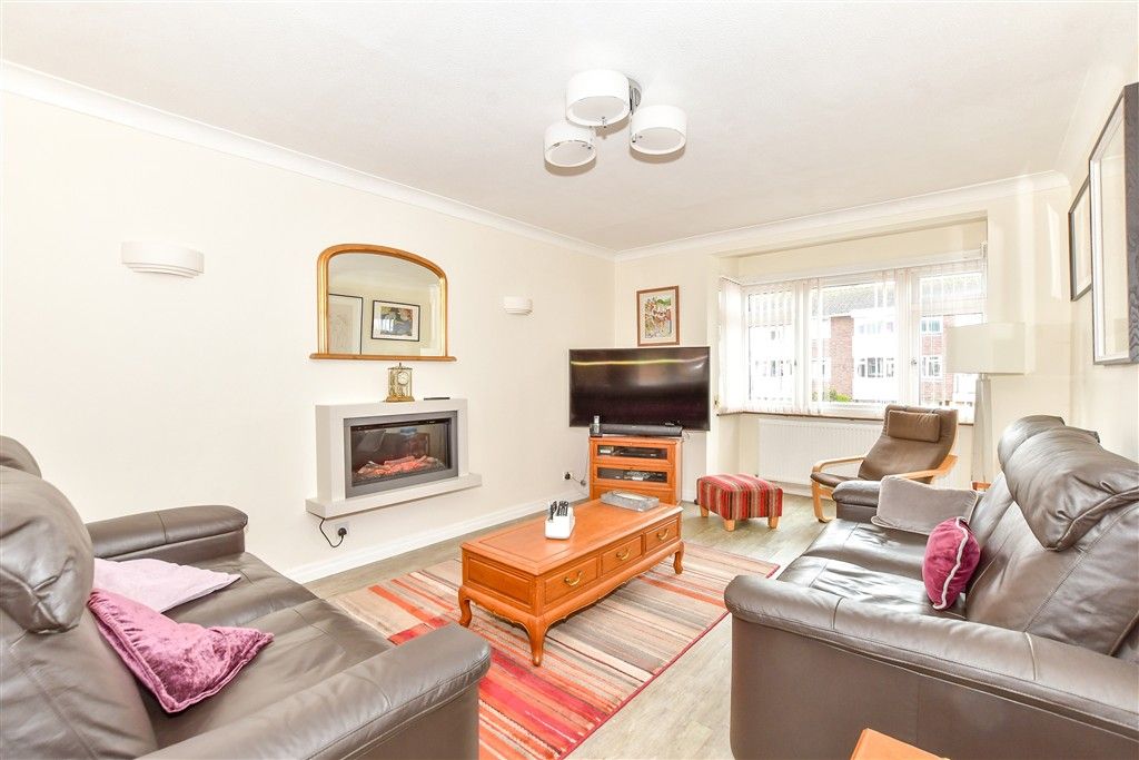 Additional image 5 of 4 bed terraced house for saleChadderton Gardens, Portsmouth, Hampshire PO1