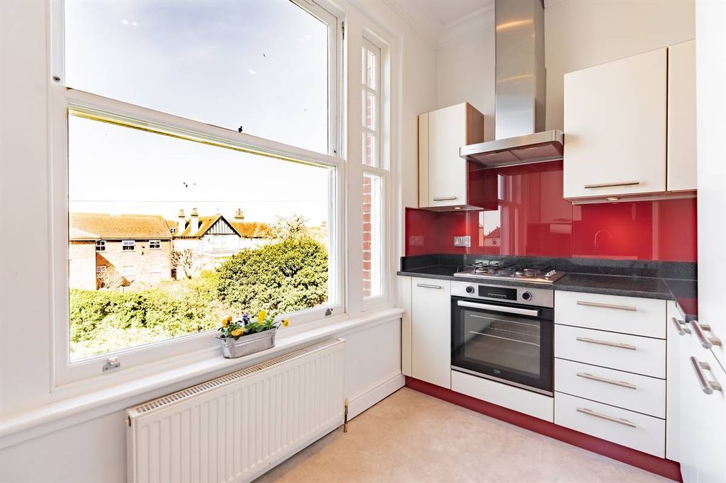 Additional image 5 of 2 bed flat for saleGraystone Road, Tankerton, Whitstable CT5