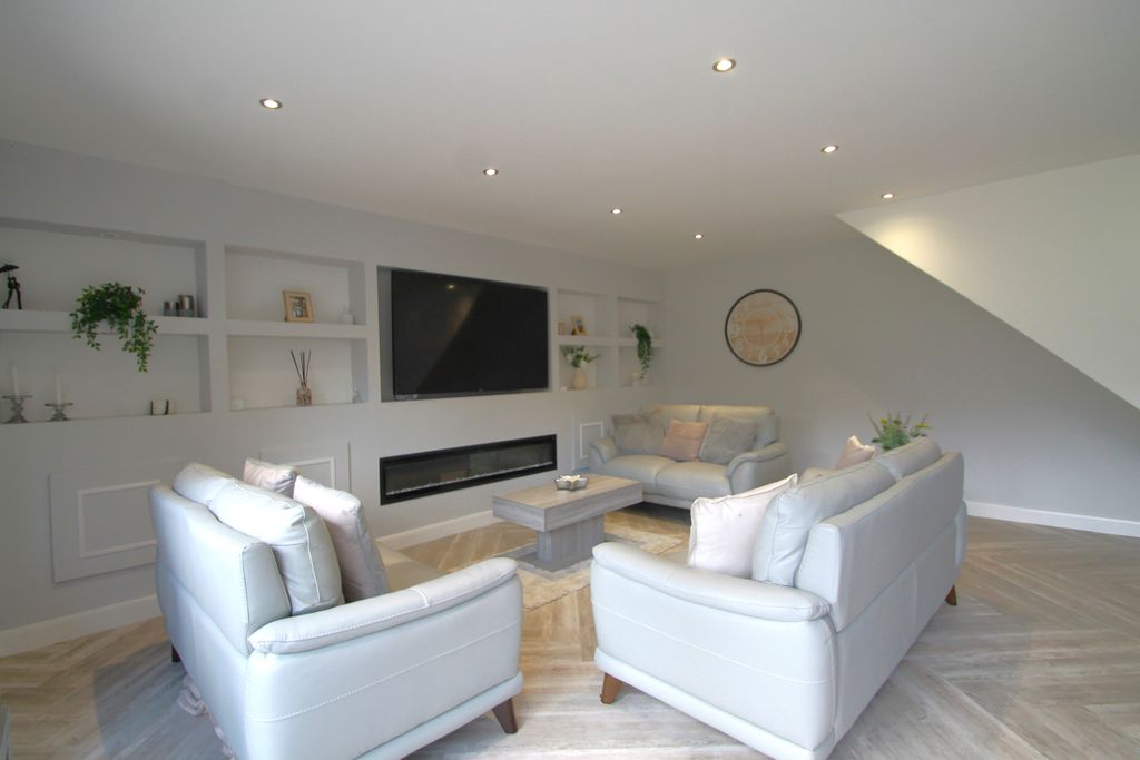 Additional image 12 of 5 bed property for saleFaire Road, Glenfield, Leicester, Leicestershire LE3