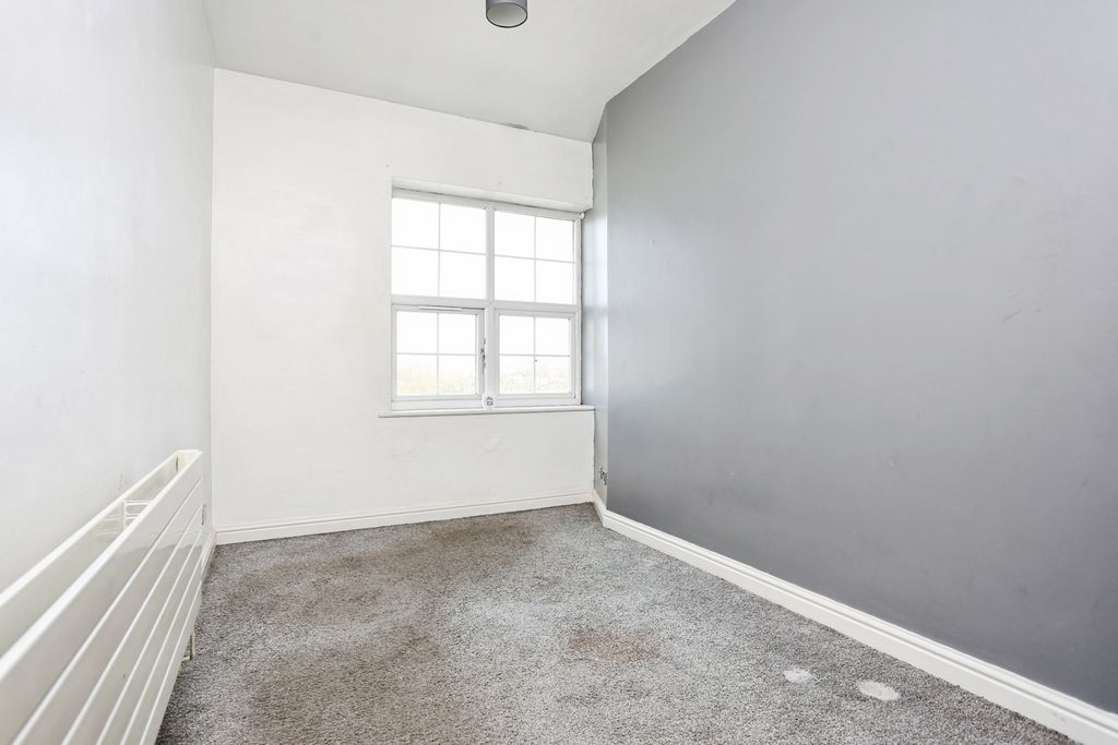 Additional image 15 of 2 bed flat for saleFosse Road North, Leicester, Leicestershire LE3